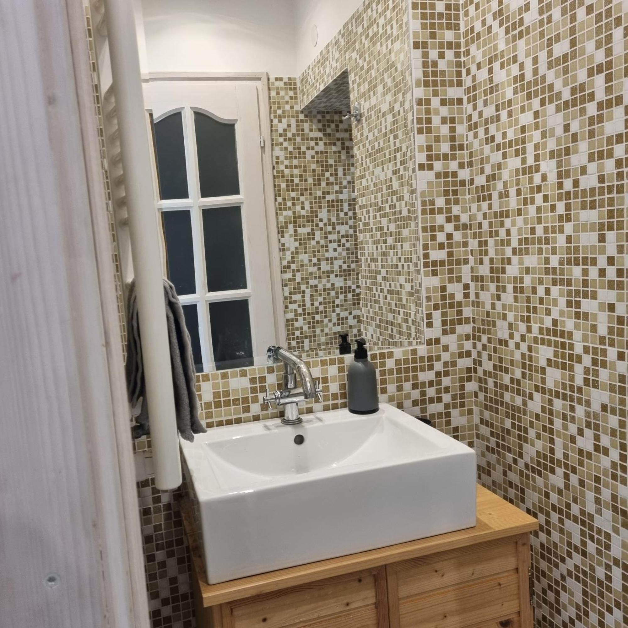 Belvárosi Pihenőház Bekescsaba Exterior foto